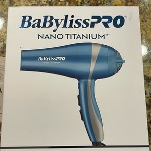 Babyliss Pro Blowdryer